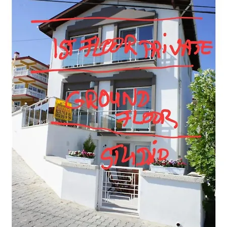 Bougainvilla Ground Floor Daire Çeşme
