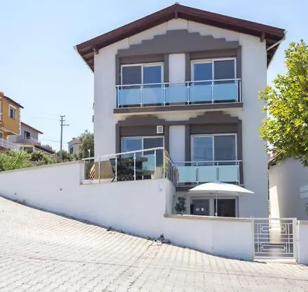 아파트 Bougainvilla Ground Floor Çeşme